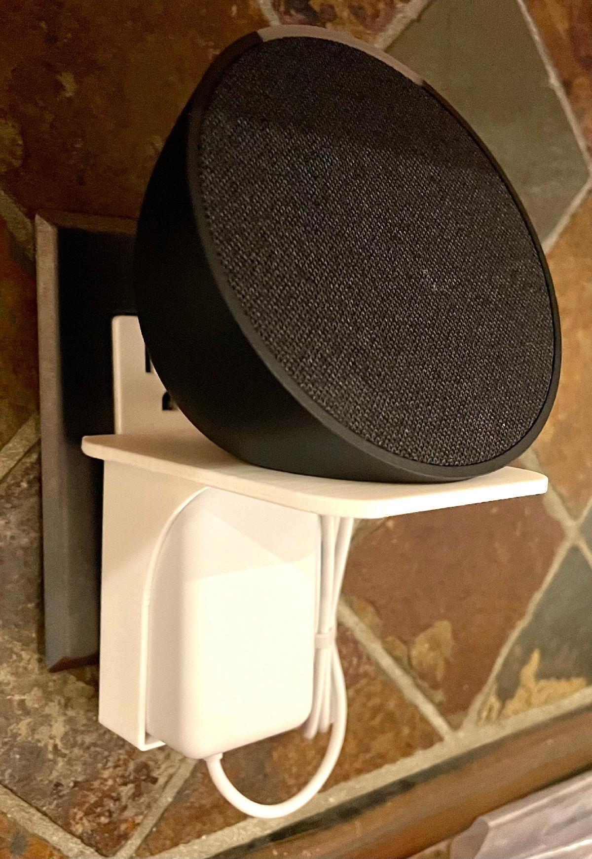 Montagem de tomada Echo Pop