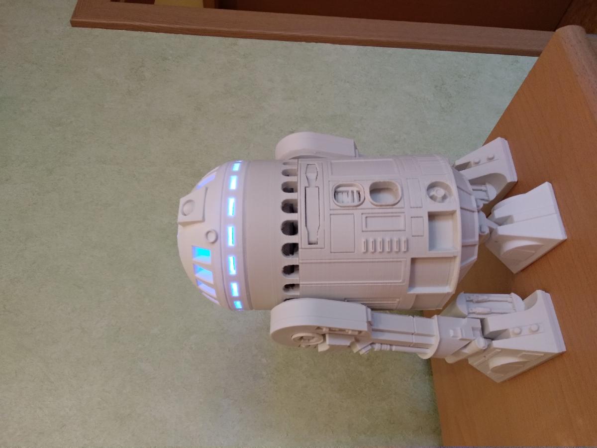 R2D2 Echo Dot 3ª Geracao Stand