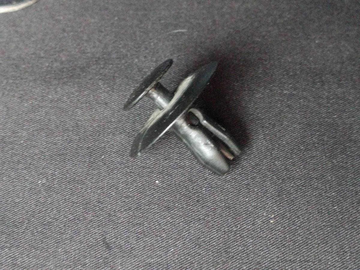 clipes Peugeot 6mm