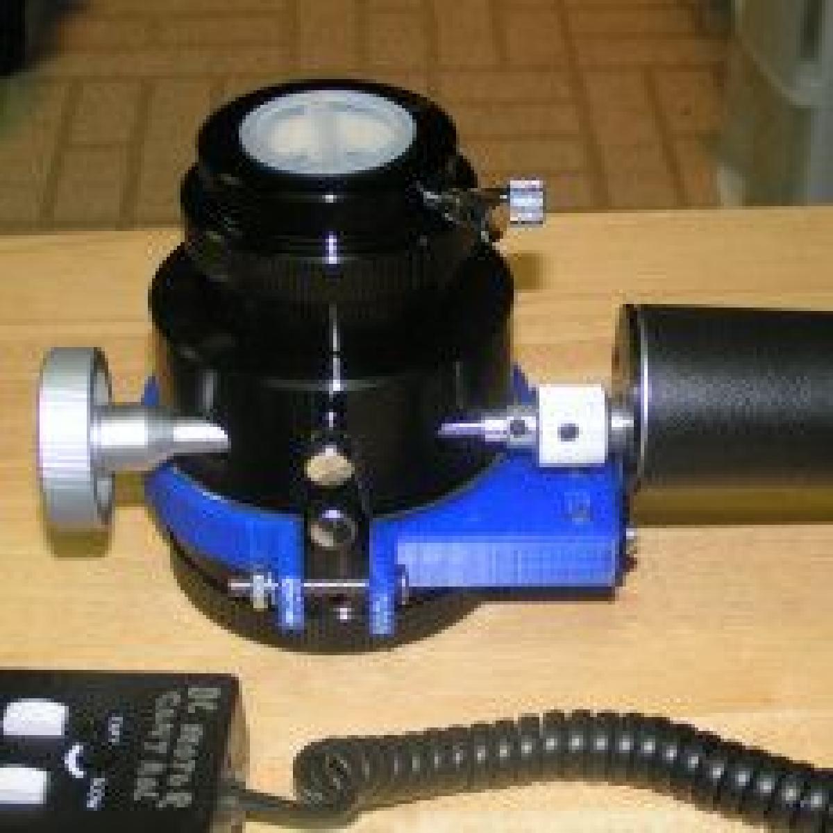 Montagem do focalizador elétrico SCT para o focalizador de velocidade única GSO e o focalizador elétrico Orion