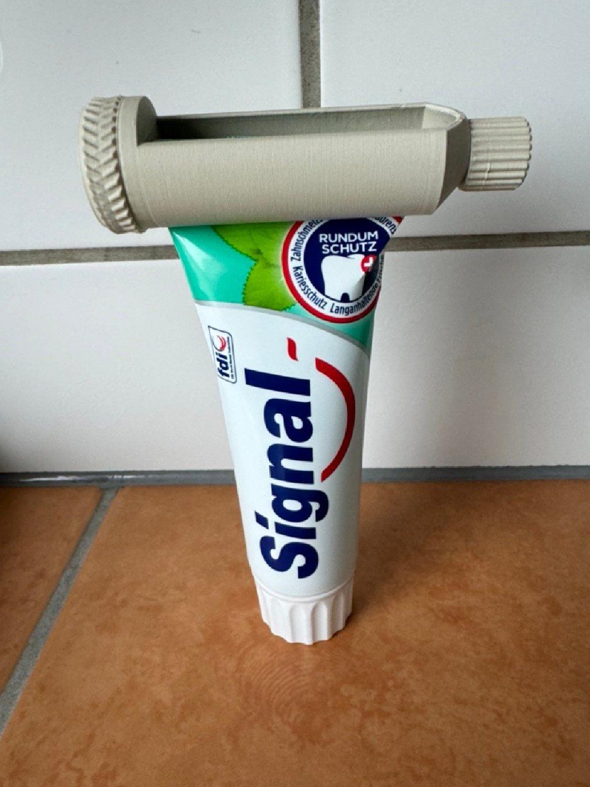 Pasta de dentes Squeezer sem texto