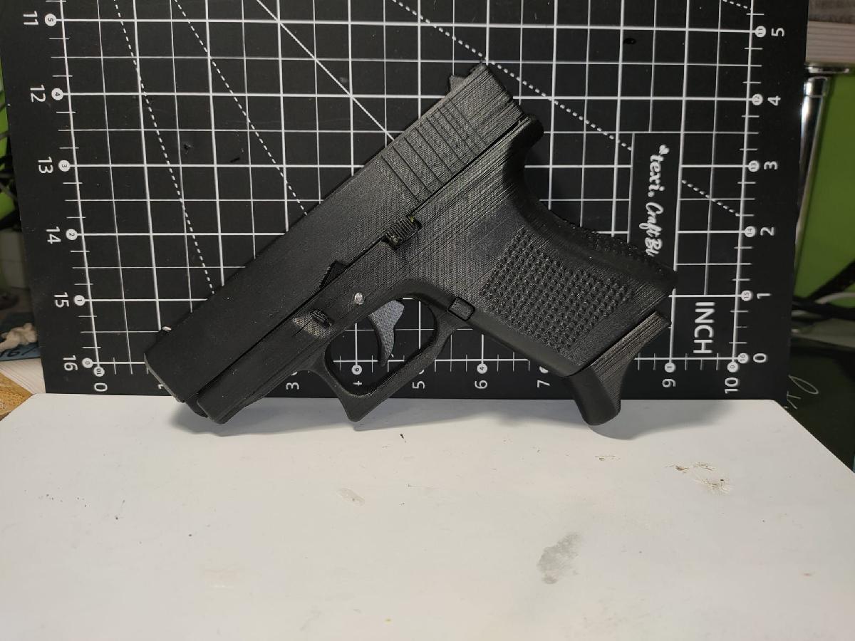 G26 BLUE GUN / PROP / MAIS REALISTA