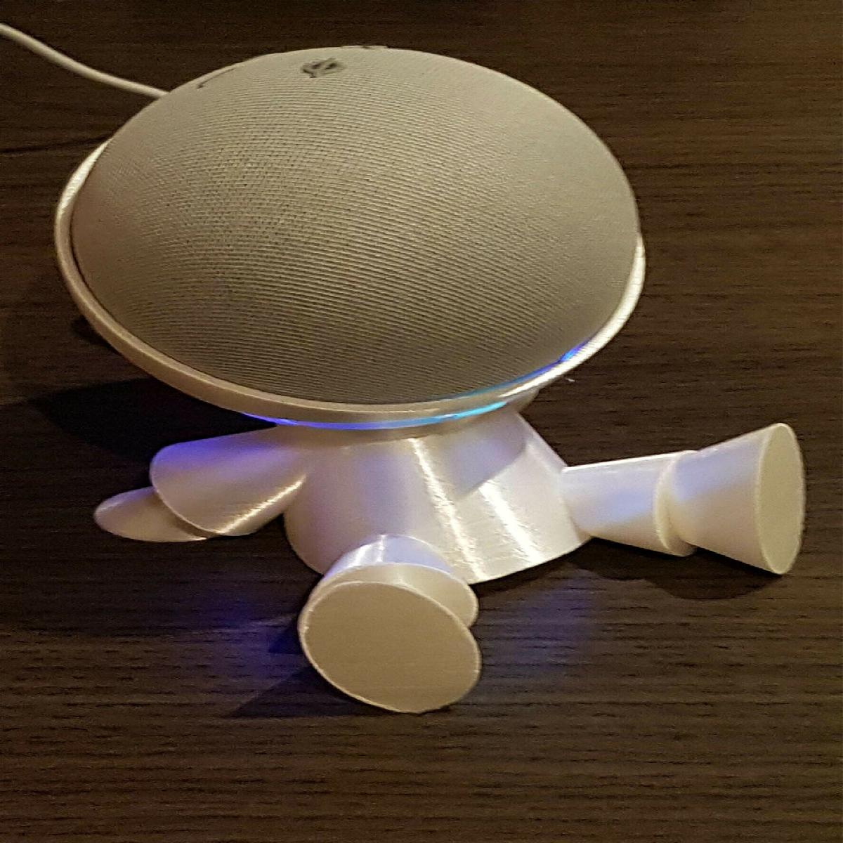 ALEXA em traje espacial