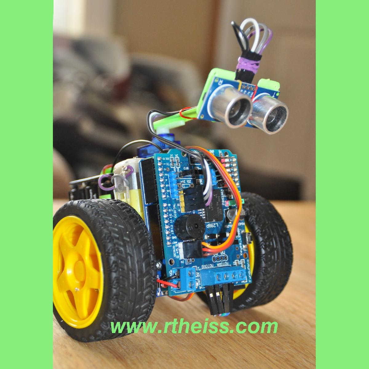 SCRU FE: Robô C++ Simples com Sensor Ultra sônico para Educação: Arduino UNO Obstáculo Prevenção Maze Programação
