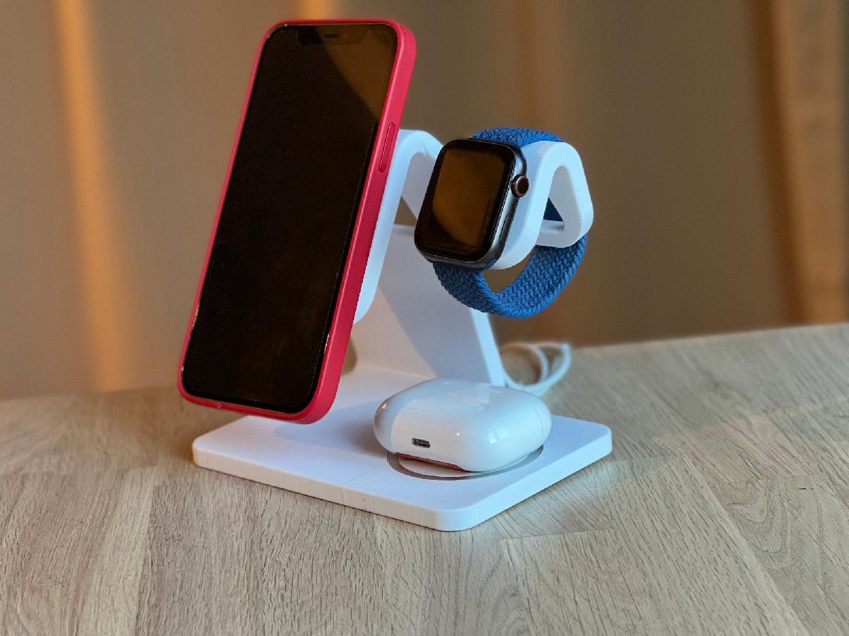 3 em um iPhone, relogio e carregador AirPods (12 e 13)