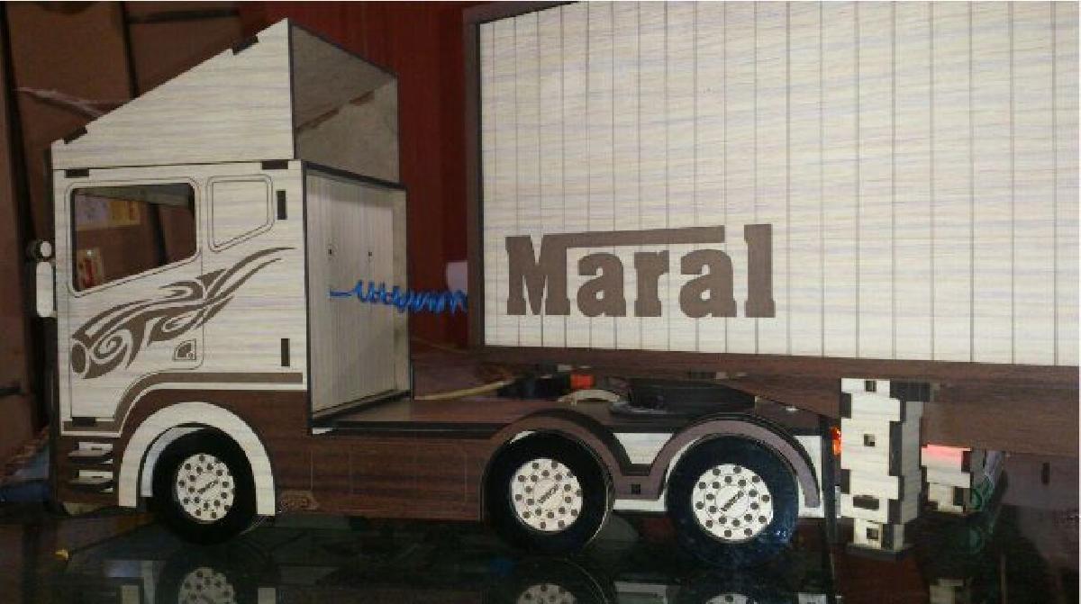 caminhao tanque Scania R580 |