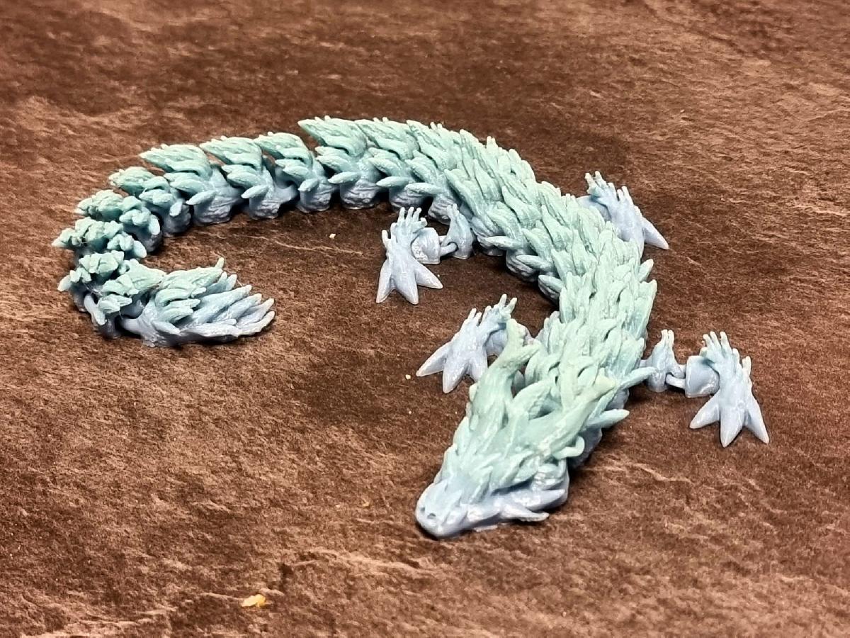 DRAGAO venenoso articulado flexivel (Pequena correcao)