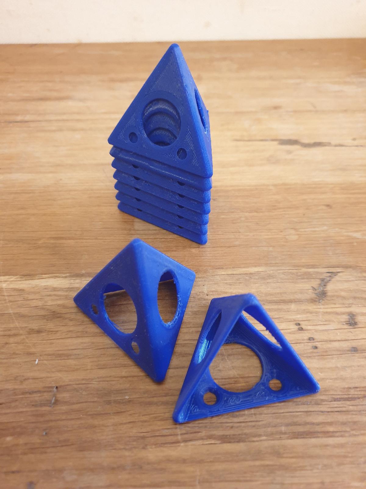 Cones de pintura   empilhaveis e aparafusados