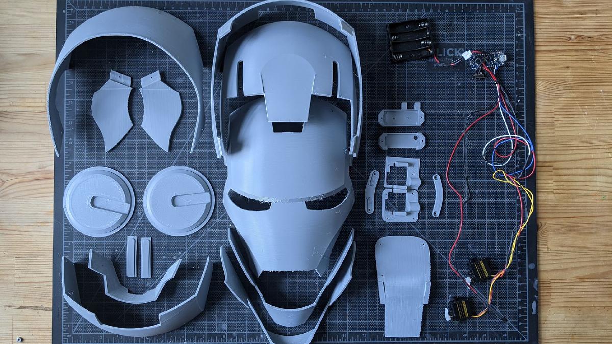 Capacete do Homem de Ferro, Articulado, Wearable