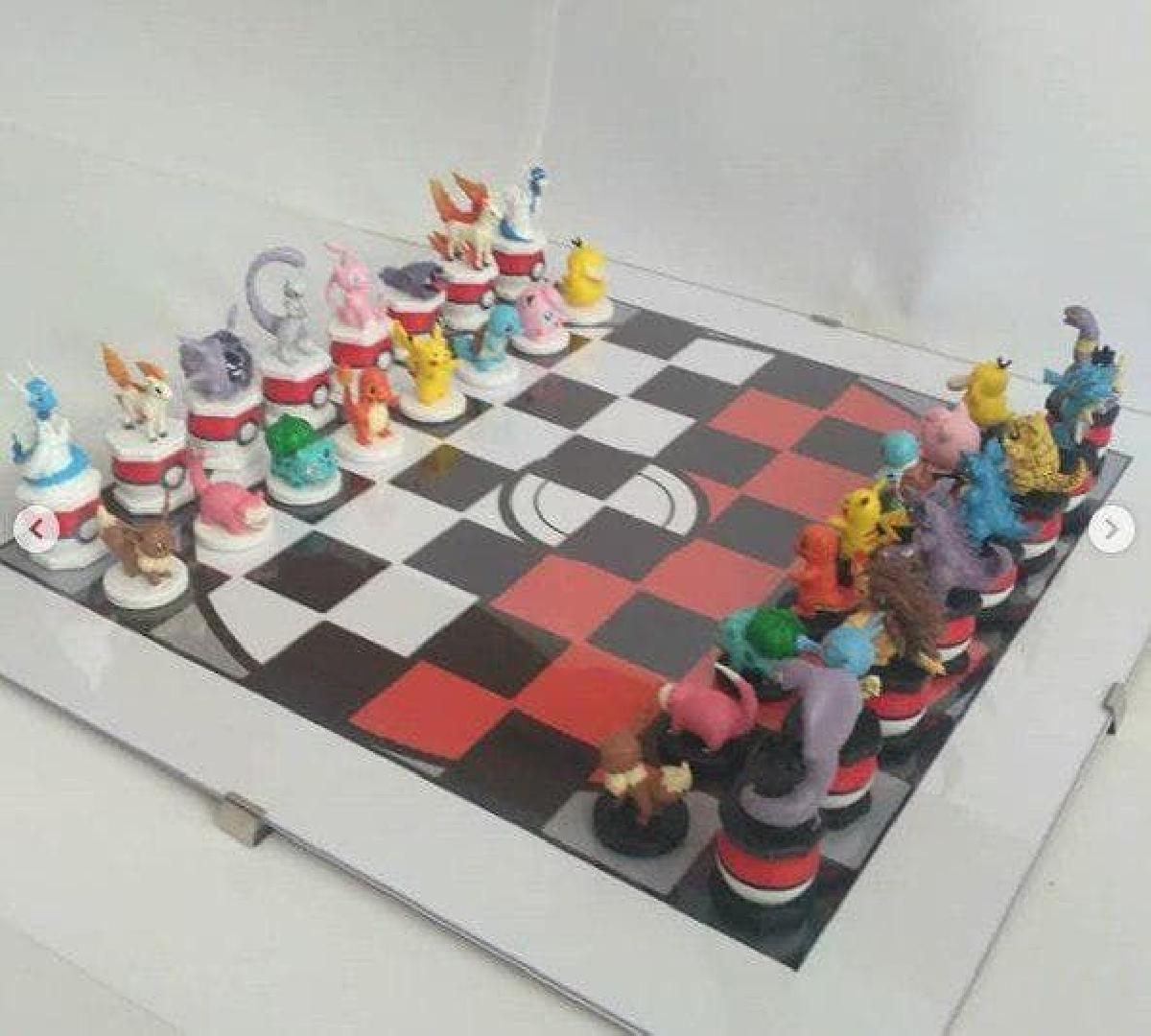 Pokemon Chess Set