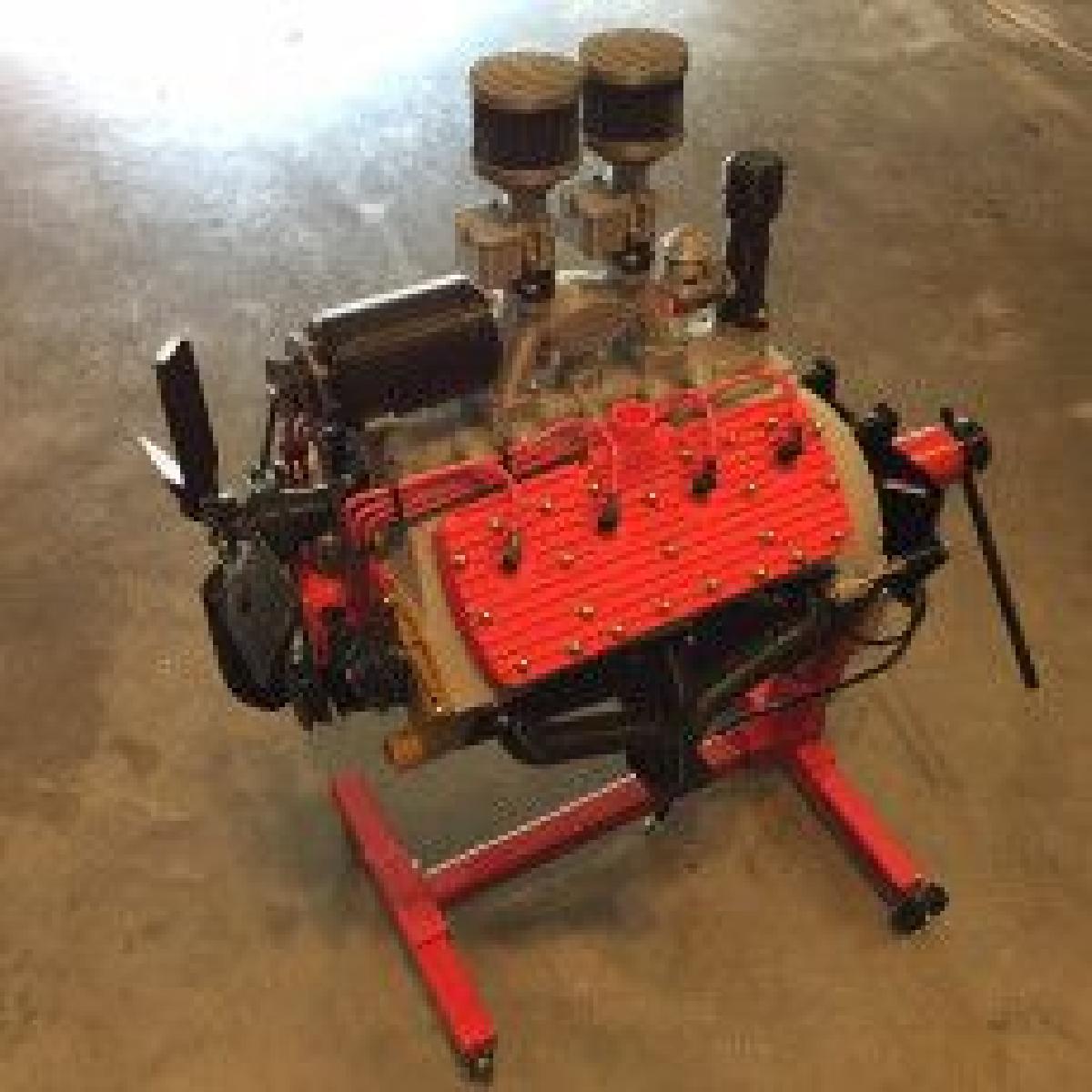 Motor V8 1/10