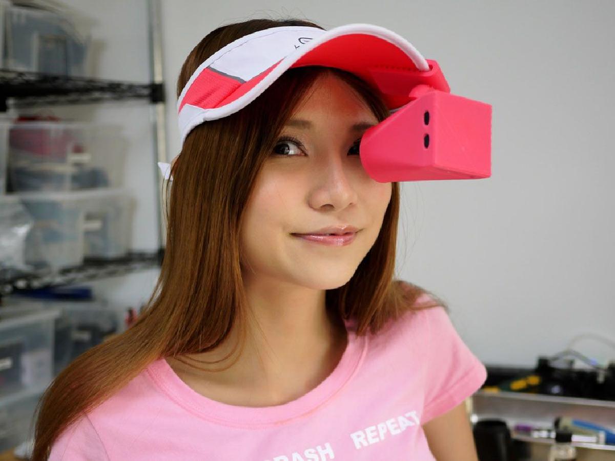 Exibicao Monocular da Pobre Menina