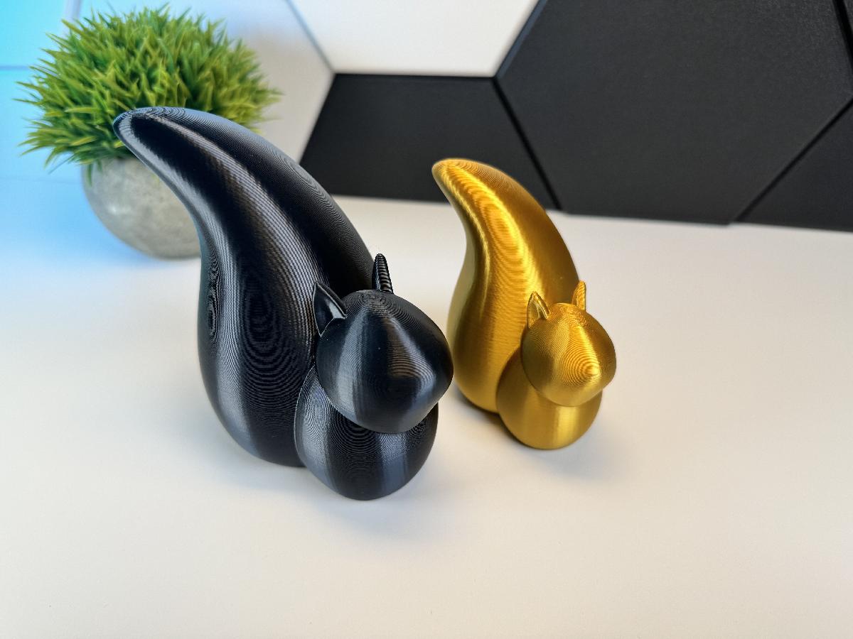 Escultura moderna do esquilo