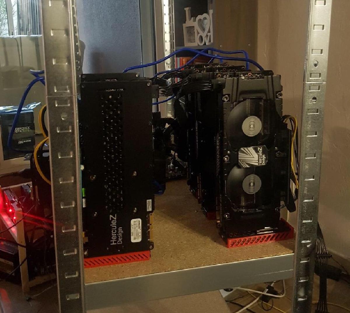 Suporte de GPU vertical para plataforma de mineracao