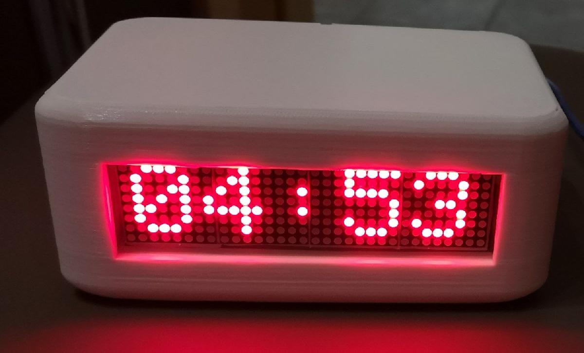 Relogio de matriz de pontos LED 4x8x8