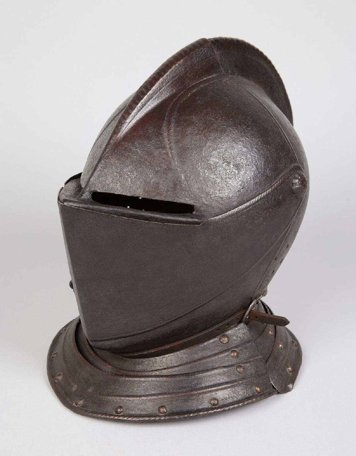 Capacete   Armadura Italiana do Seculo 16