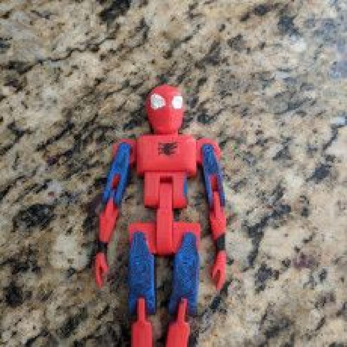 figura de ação do homem aranha