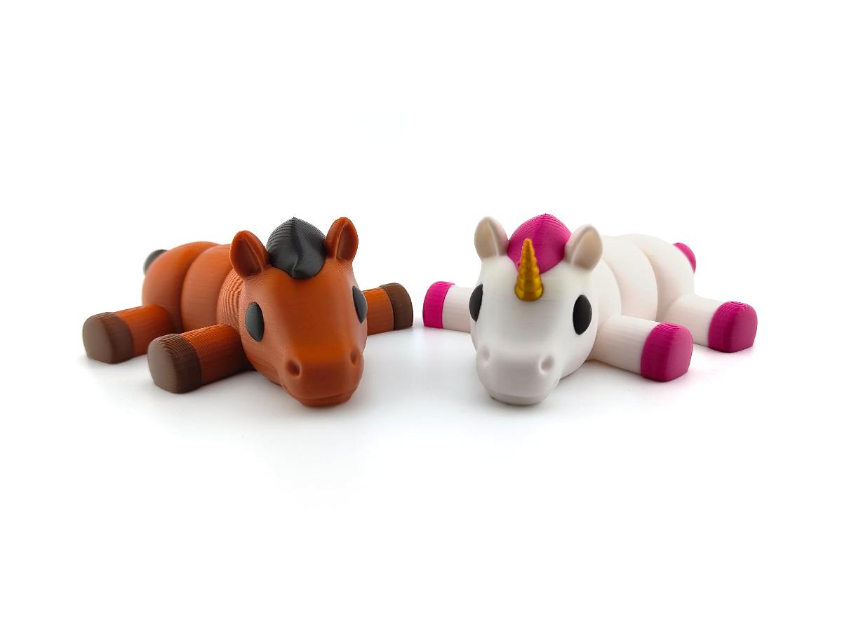 Cavalo articulado e unicornio   sem suportes