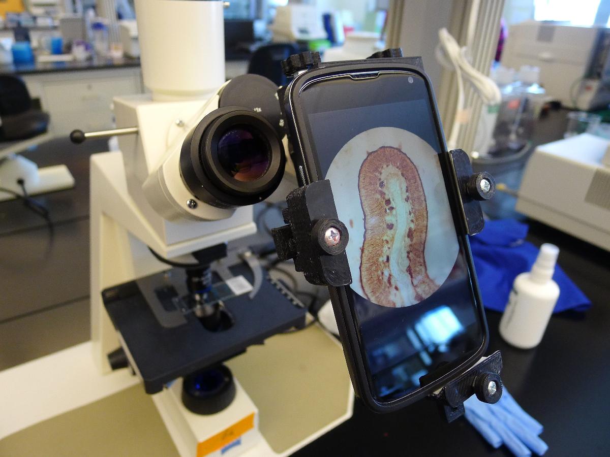 Adaptador universal para telefone/microscopio com camera