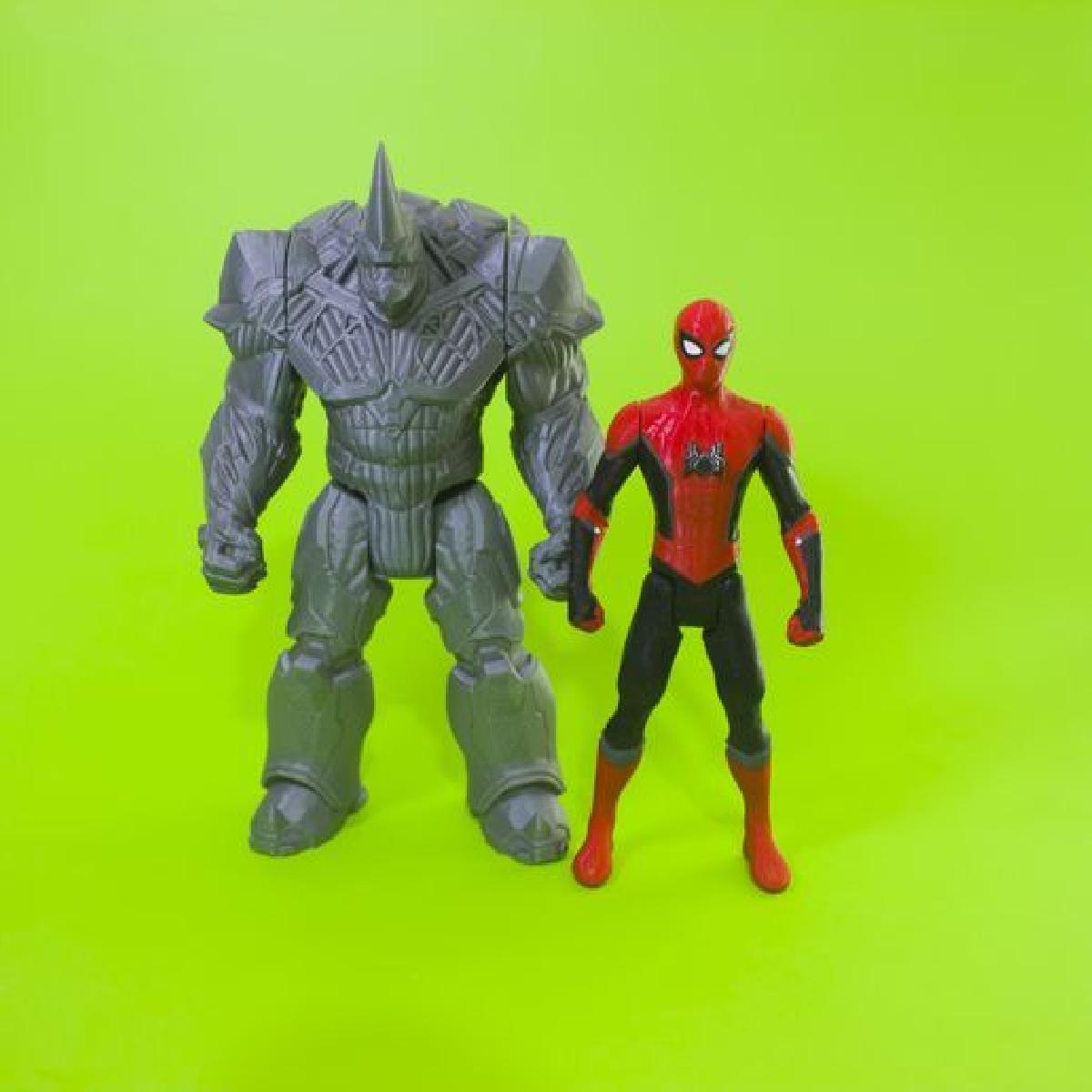 Homem Aranha e Rinoceronte / impressao no lugar GRATIS