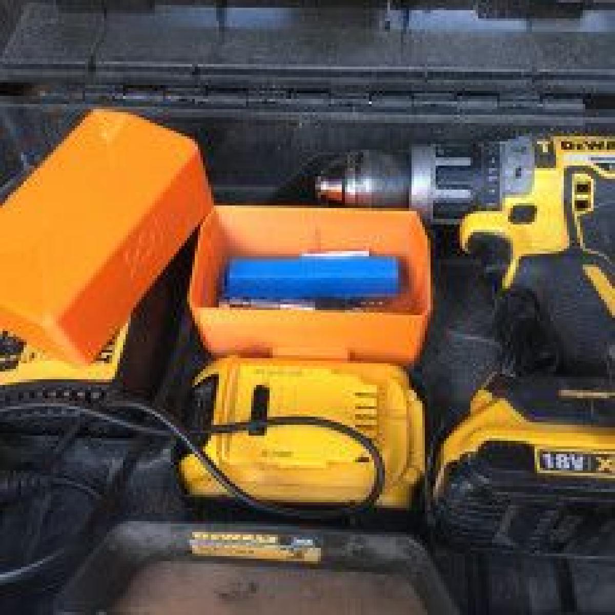 Caixa de Armazenamento de Caixa de Perfuracao Dewalt