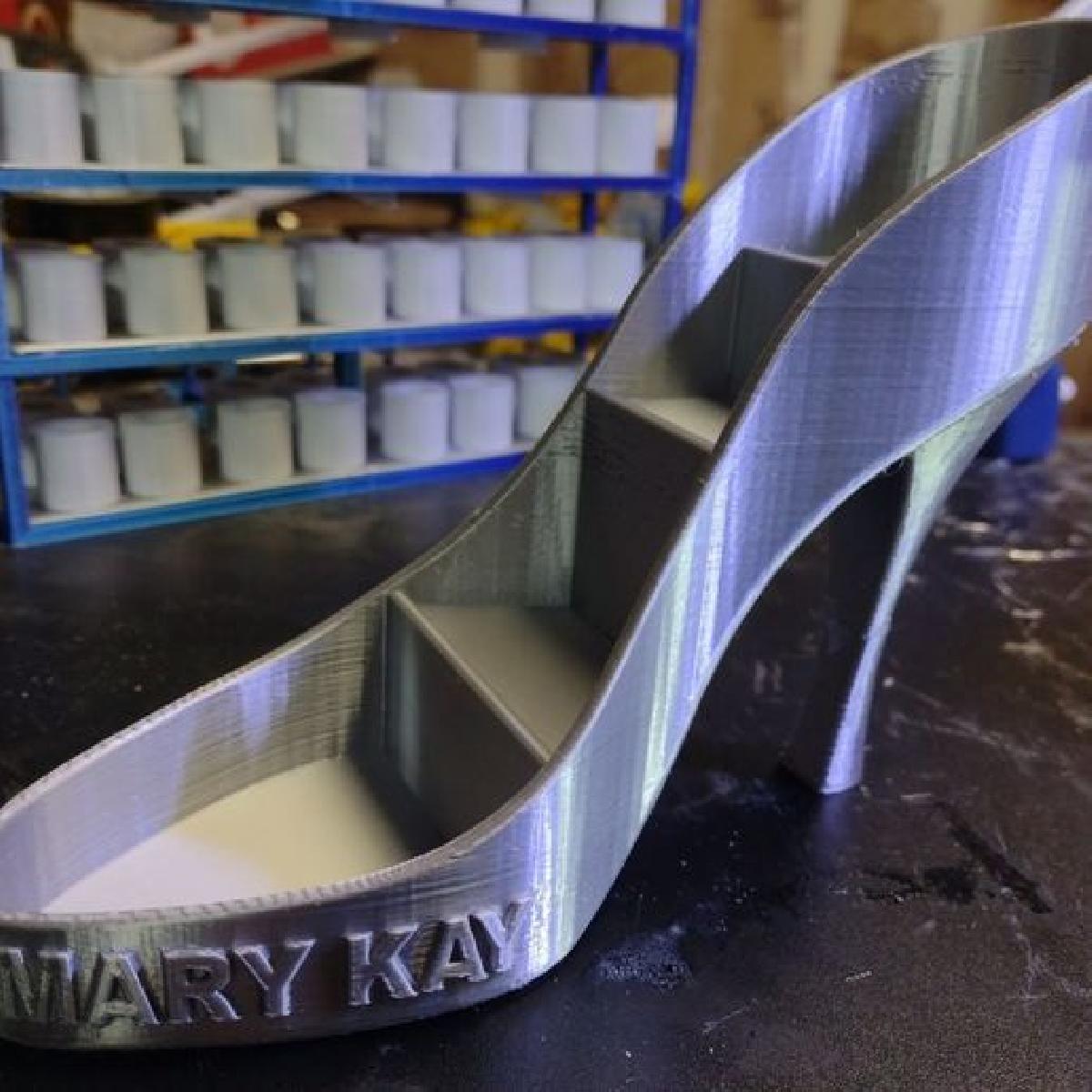 Expositor de salto alto Mary Kay