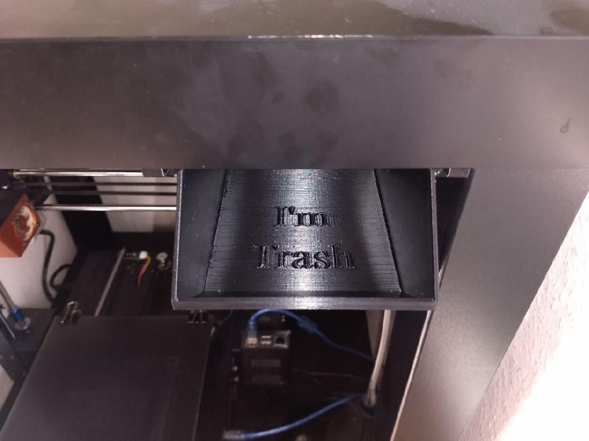 IKEA LACK Caixote do lixo suspenso