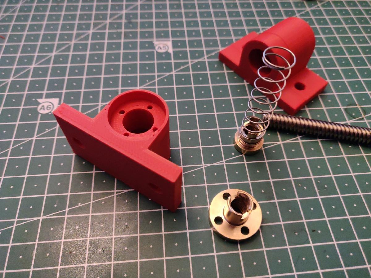 3018 DIY CNC: T8 Leadscrew / Anti Backlash / Bloco de rolamento de porca com mola para o eixo Y