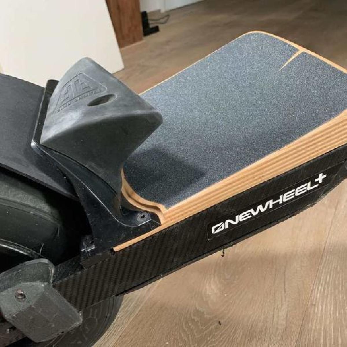 Almofada de pe concava traseira OneWheel