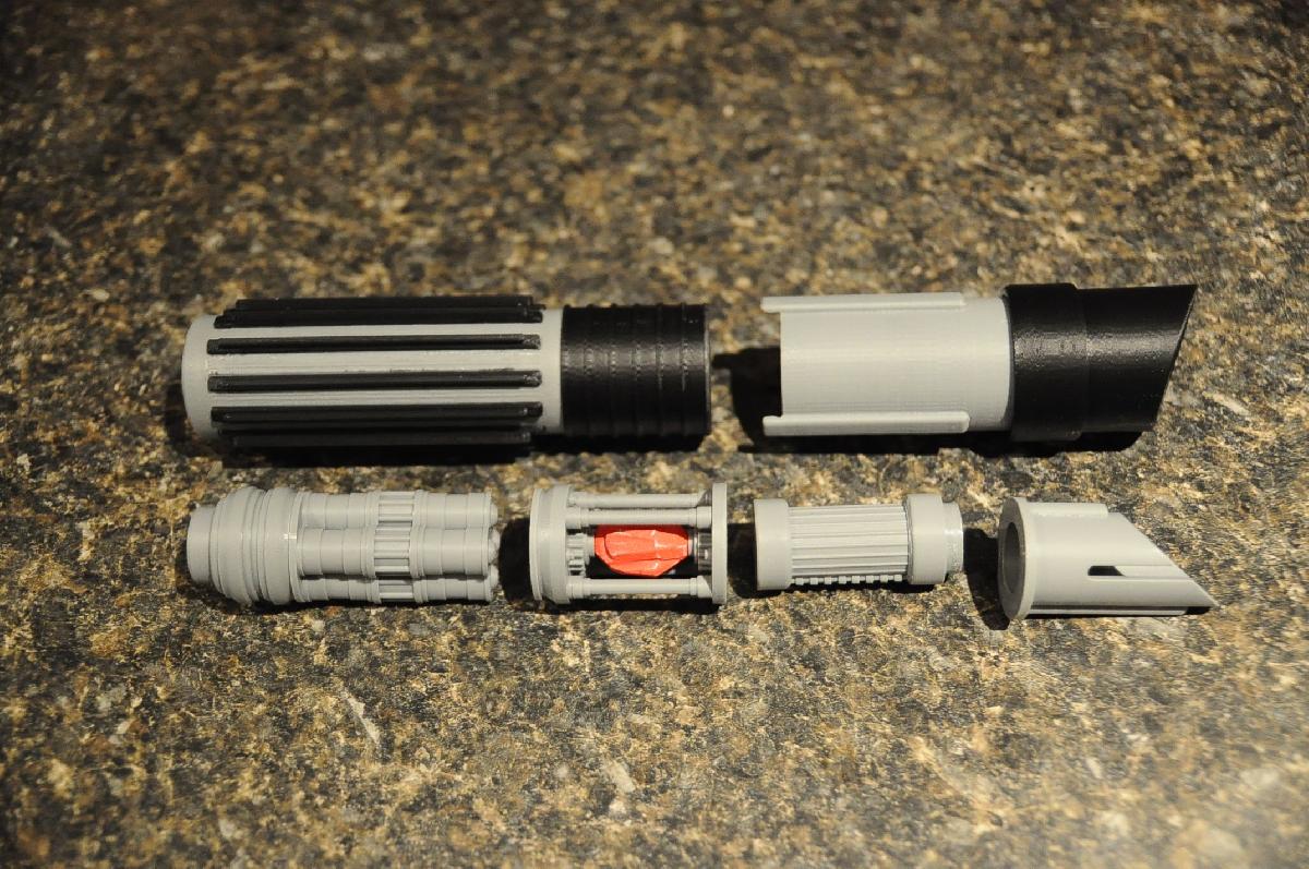 Mega projeto de sabre de luz com componentes internos!