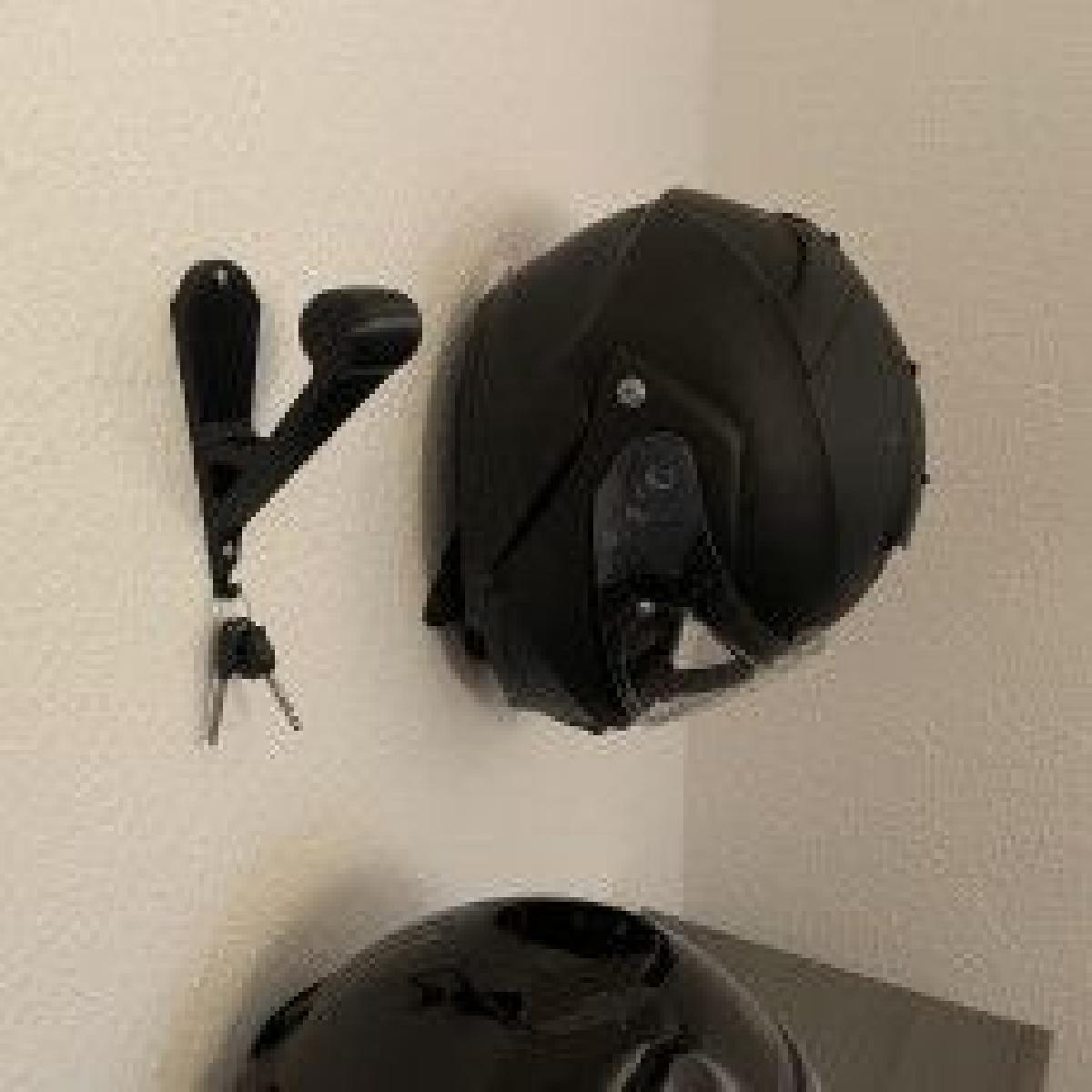 Helmet Hook (81 Versoes)