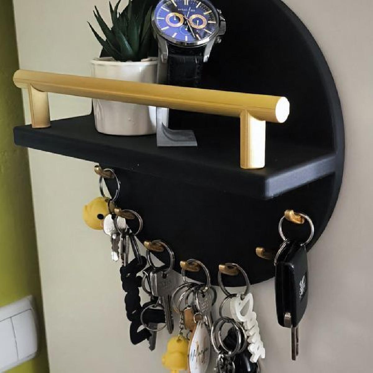 Porta chaves / cabide com prateleira