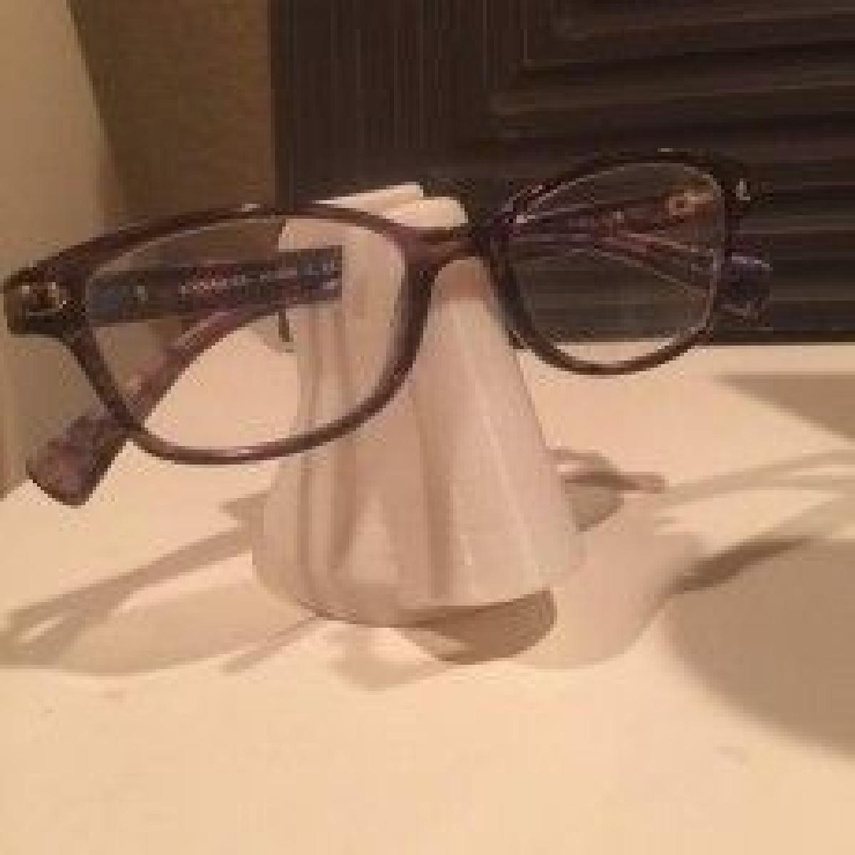 Suporte para oculos de nariz