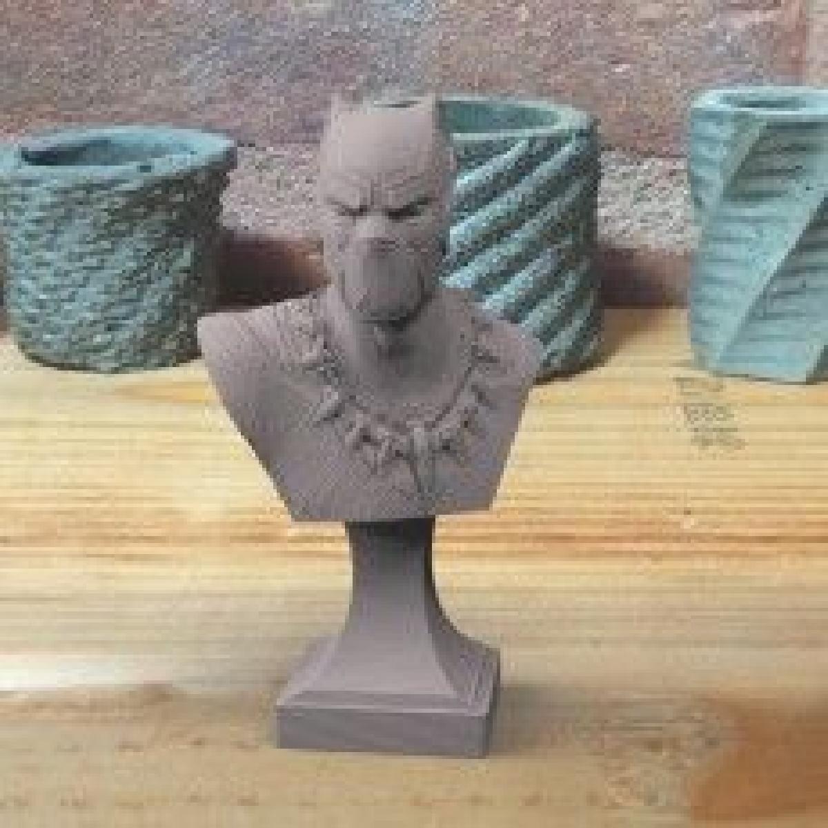 BUSTO DA PANTERA NEGRA