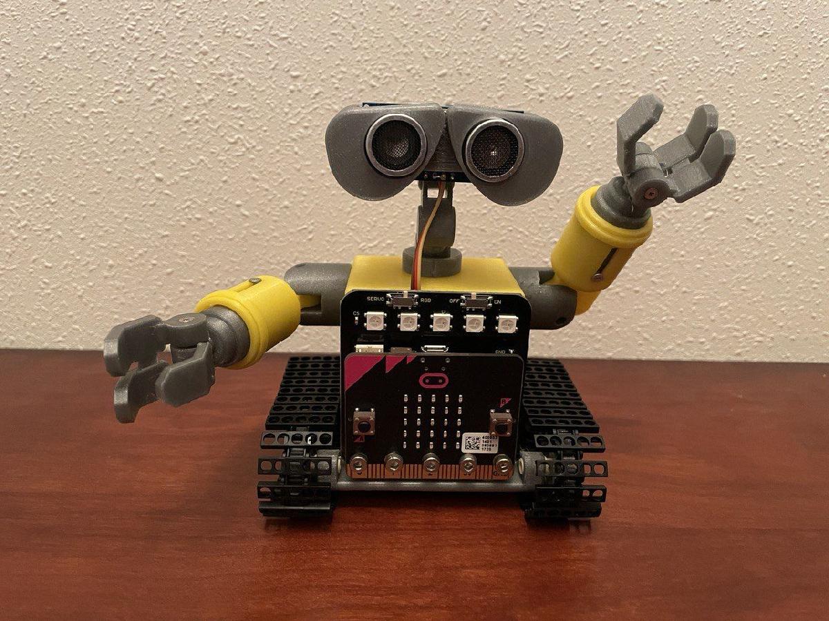 Wall e Micro:bit