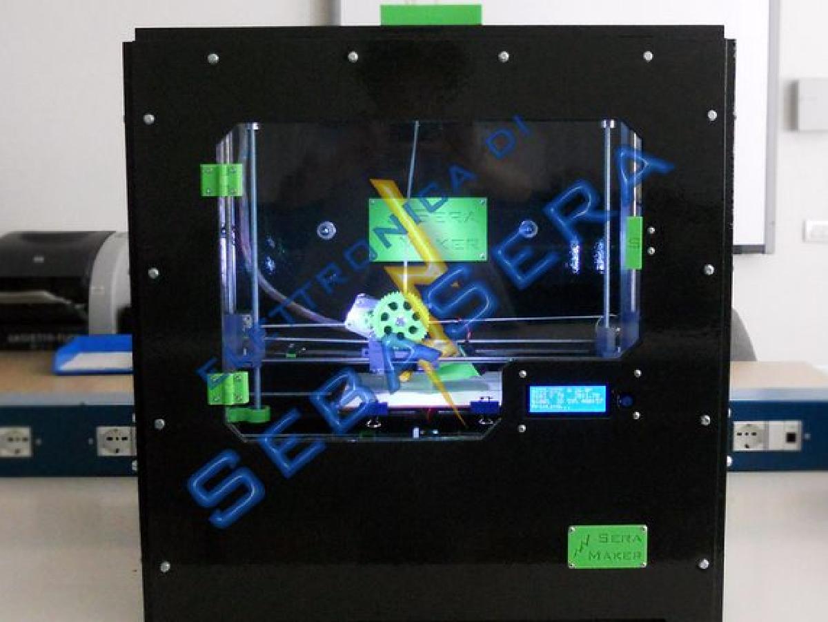 Impressora 3D "SeraMaker"