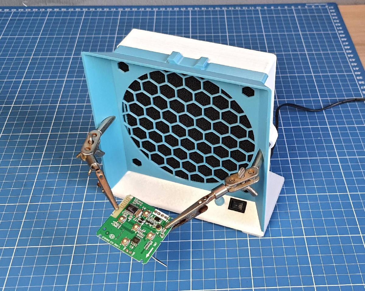 Exaustor para bancada de eletronica