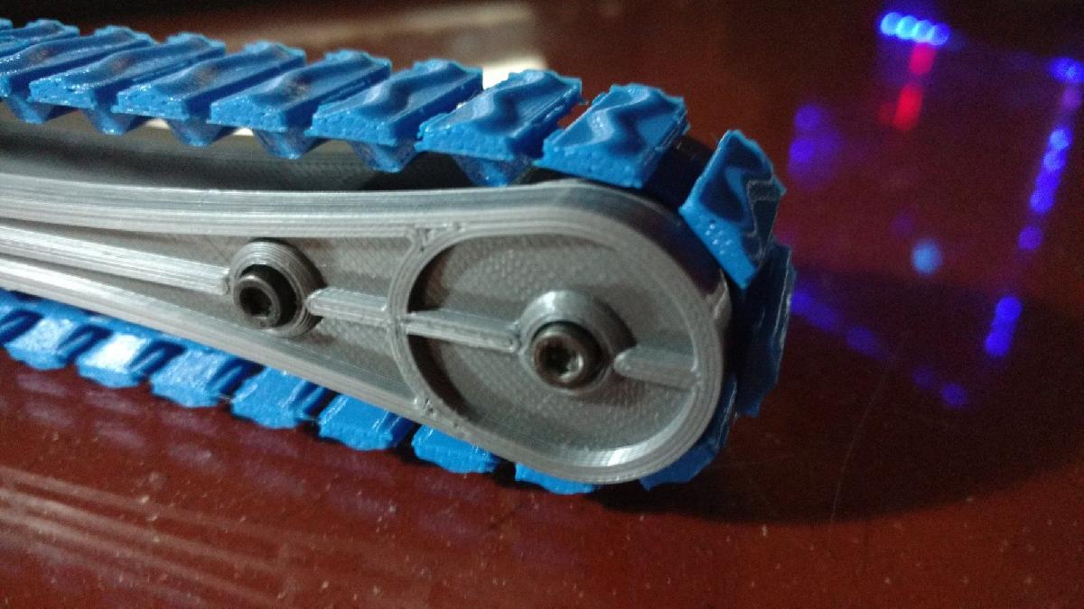 Oruga completa impressa em 3D