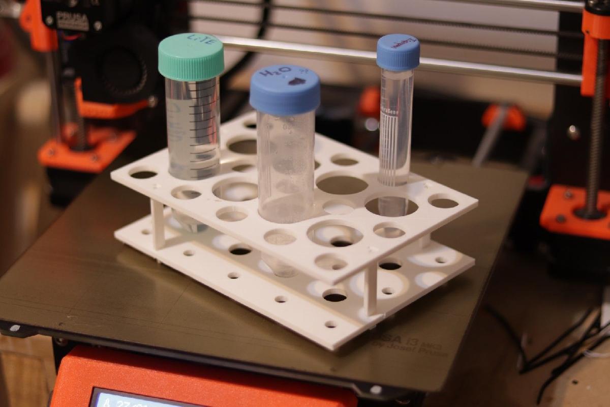 Gradila Falcon Rack 15 e 50 mL FreeCAD Parametrico
