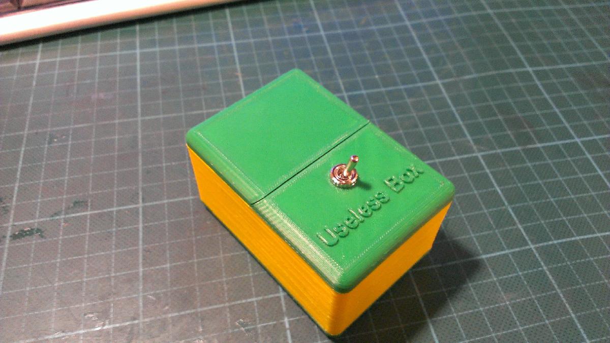 Mais uma caixa inutil com Arduino e servo de 5g.