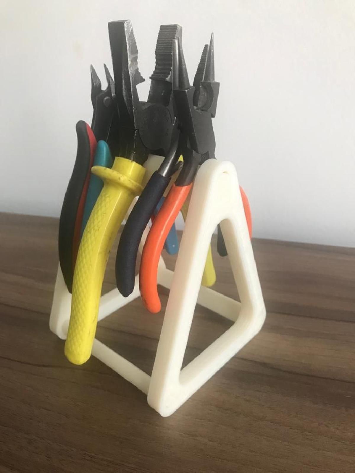Suporte para alicate