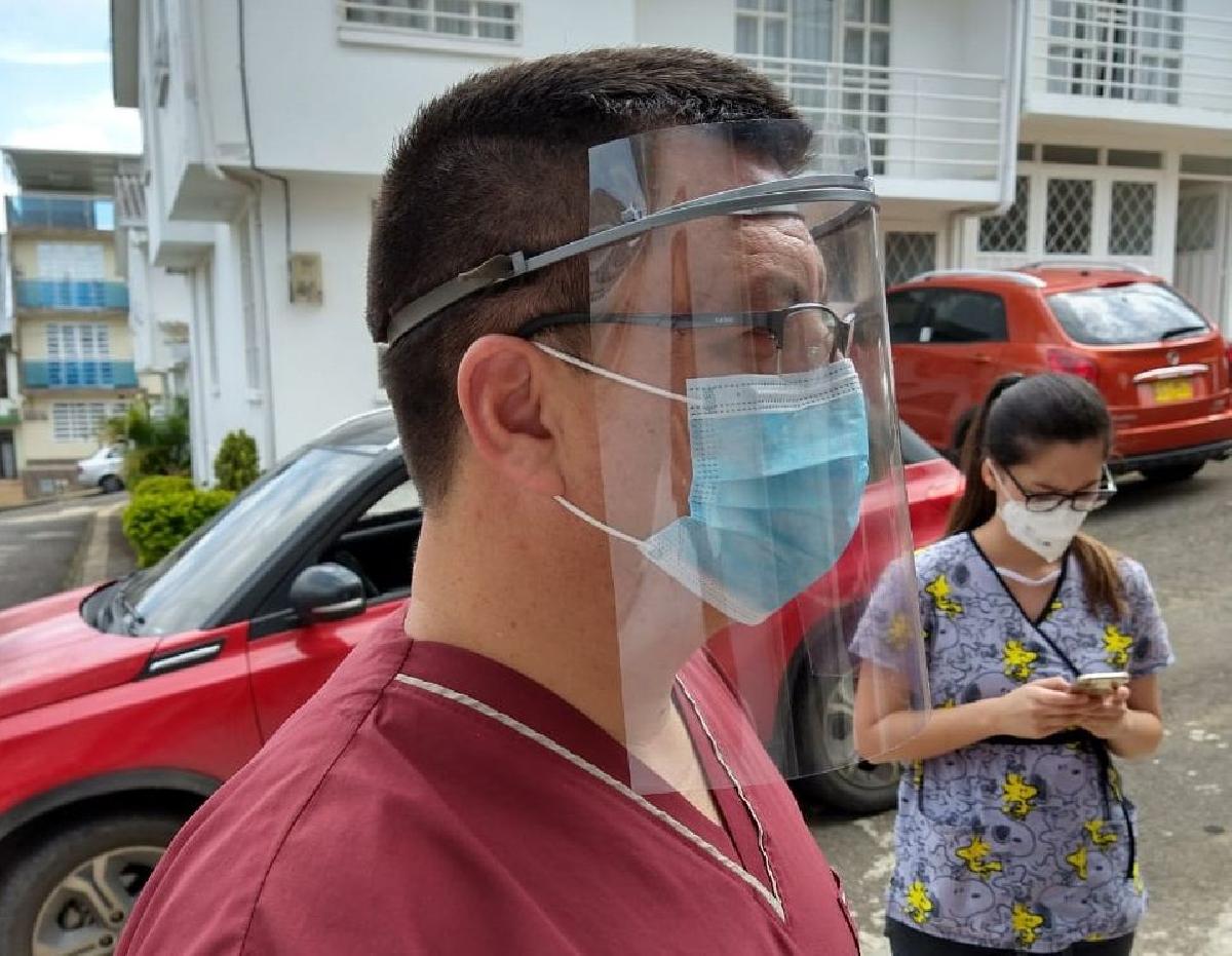 Mascara de protecao contra respingos COVID 19 / Mascara facial de protecao
