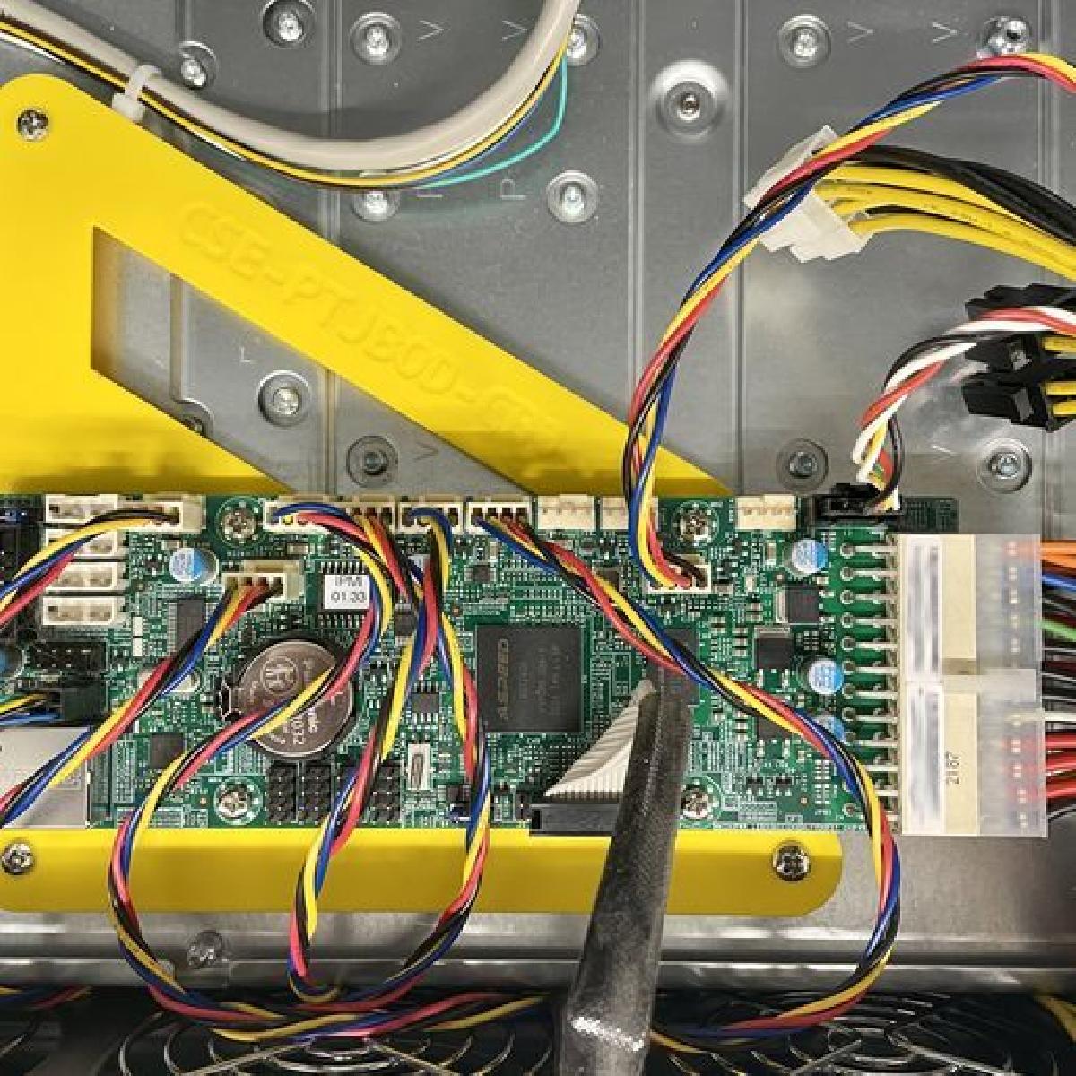 Suporte de Montagem Supermicro CSE PTJBOD CB3 v. 1.0