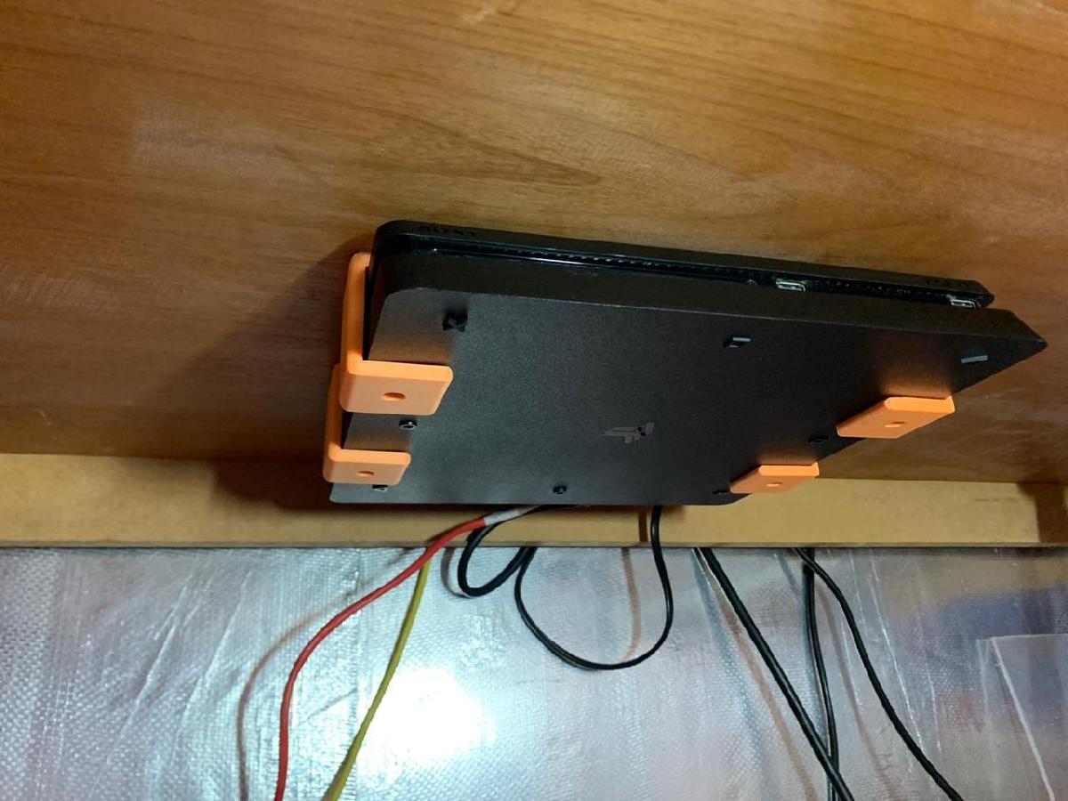 Suporte Montagem Horizontal PS4 Slim