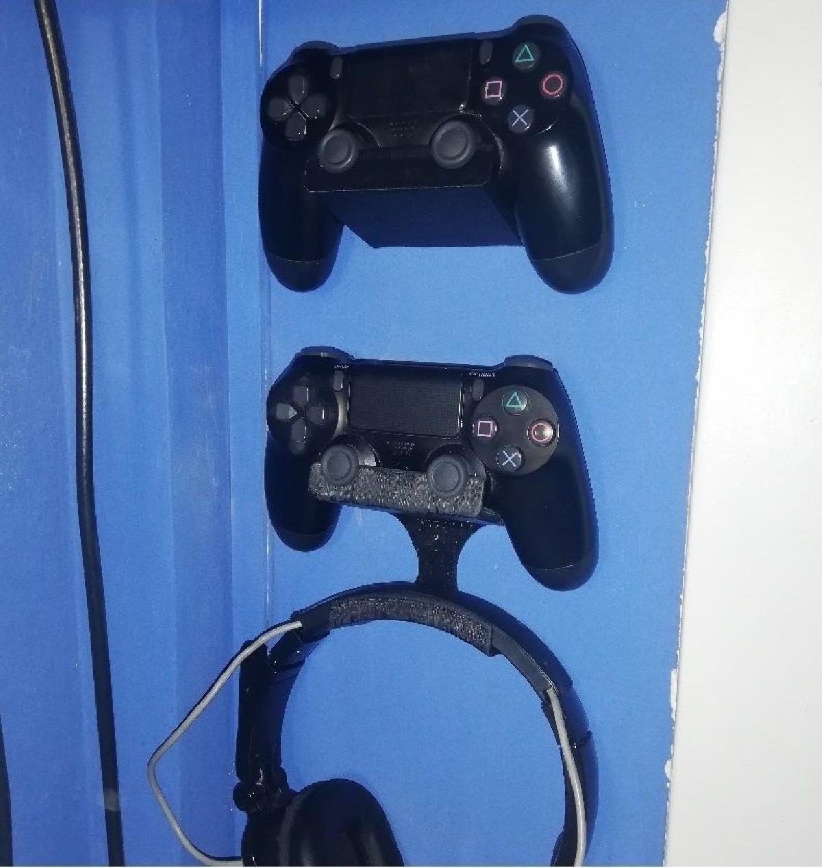 PS4 Joystick & Fones de ouvido Wall Mount / Soporte de Pared Joystick & Auriculares PS4