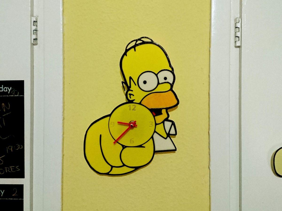 Relogio do Homer Simpson