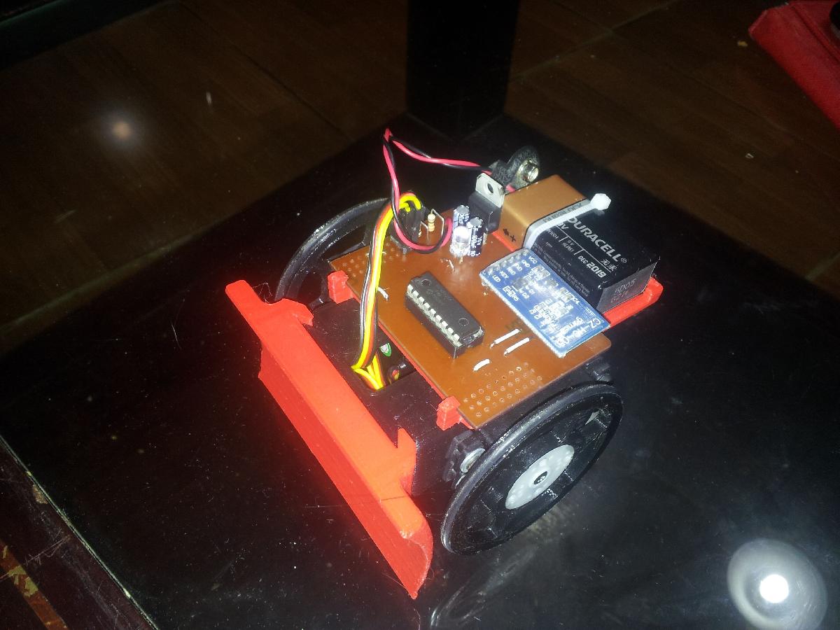 MUTABOT (SUMOBOT BARRACUDAS)