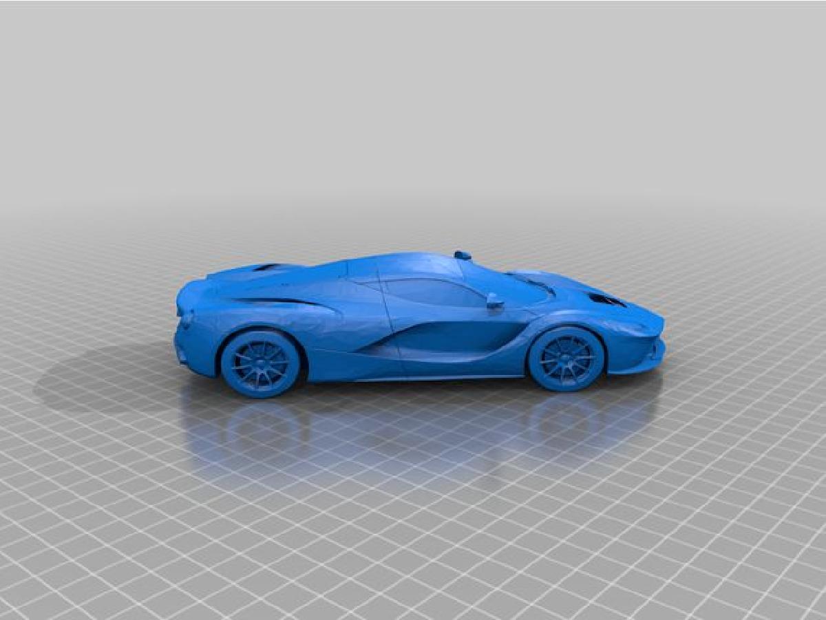 A Ferrari vs Lamborghini Aventador S