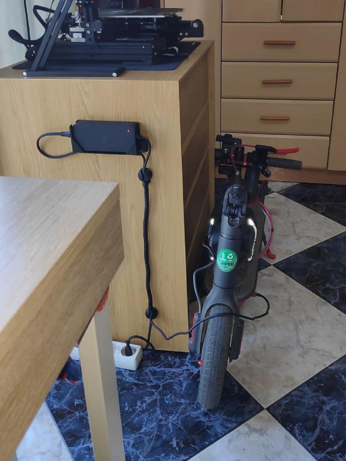 Suporte para carregador Xiaomi Mijia M365