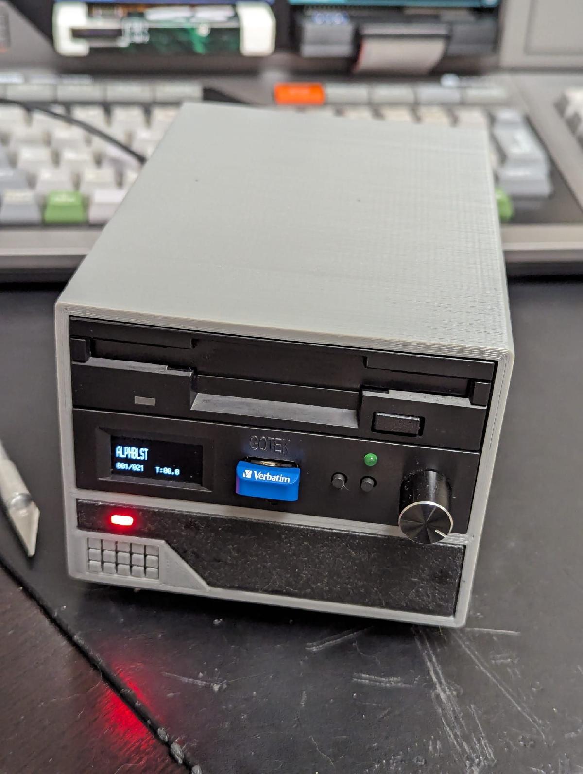 Case para drive de disquete e/ou gotek estilo MSX Expert Gradiente